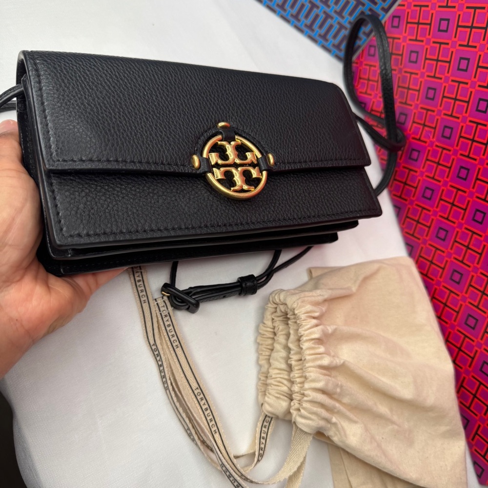 TORY BURCH Black Leather Crossbody Bag - Picture 14 of 16